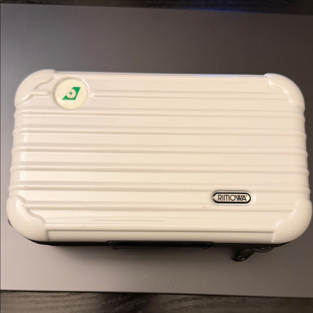 RIMOWA Ivory Hard Shell Case